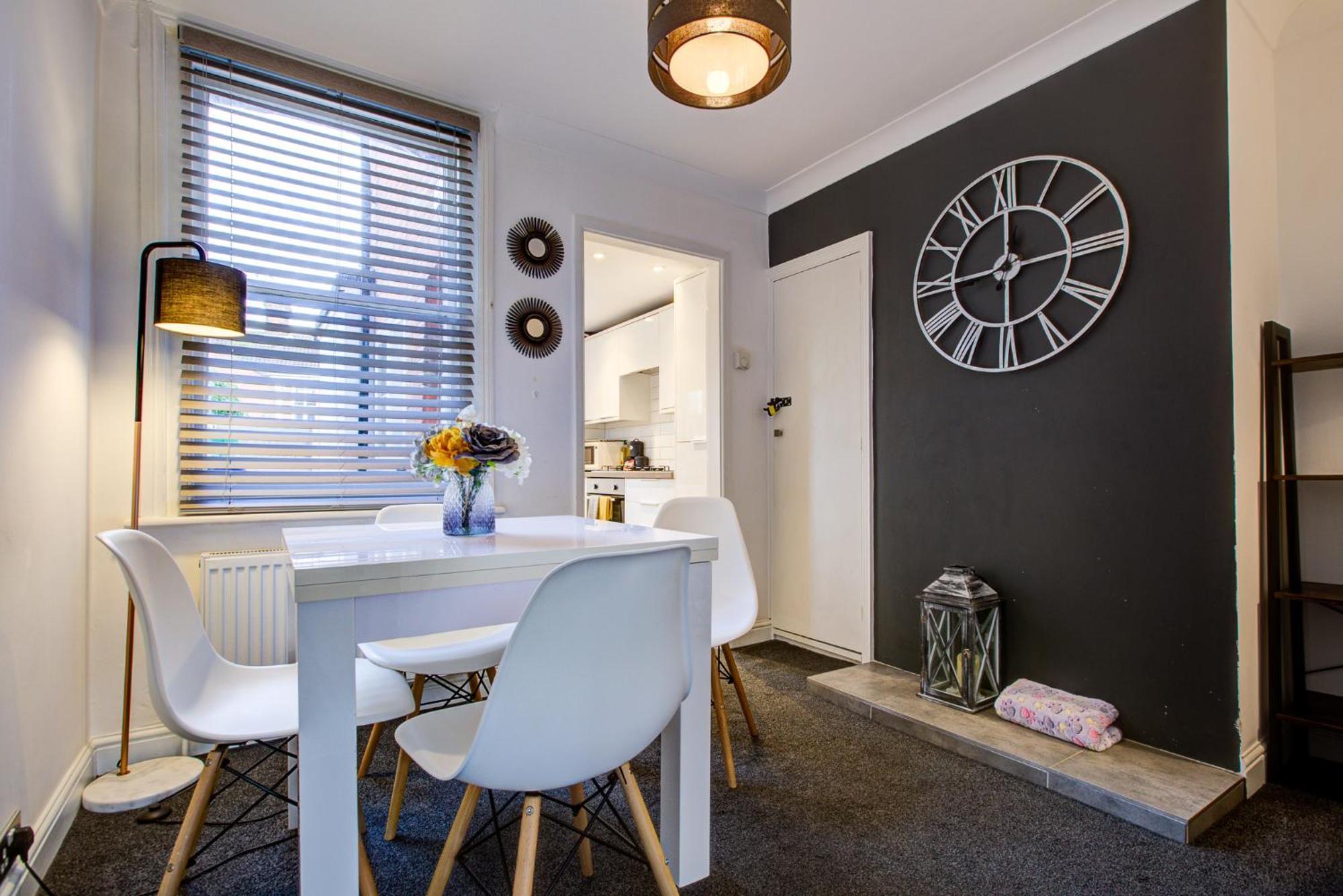 'Number 11' Central Colchester - Super Convenient 2 X Double Bed 1 X Single Bed Cottage Plus Office & Garden, 8 Min Walk Nth Station & Town Ctr, 2 Min Walk Local Shops & Restaurants Exterior foto